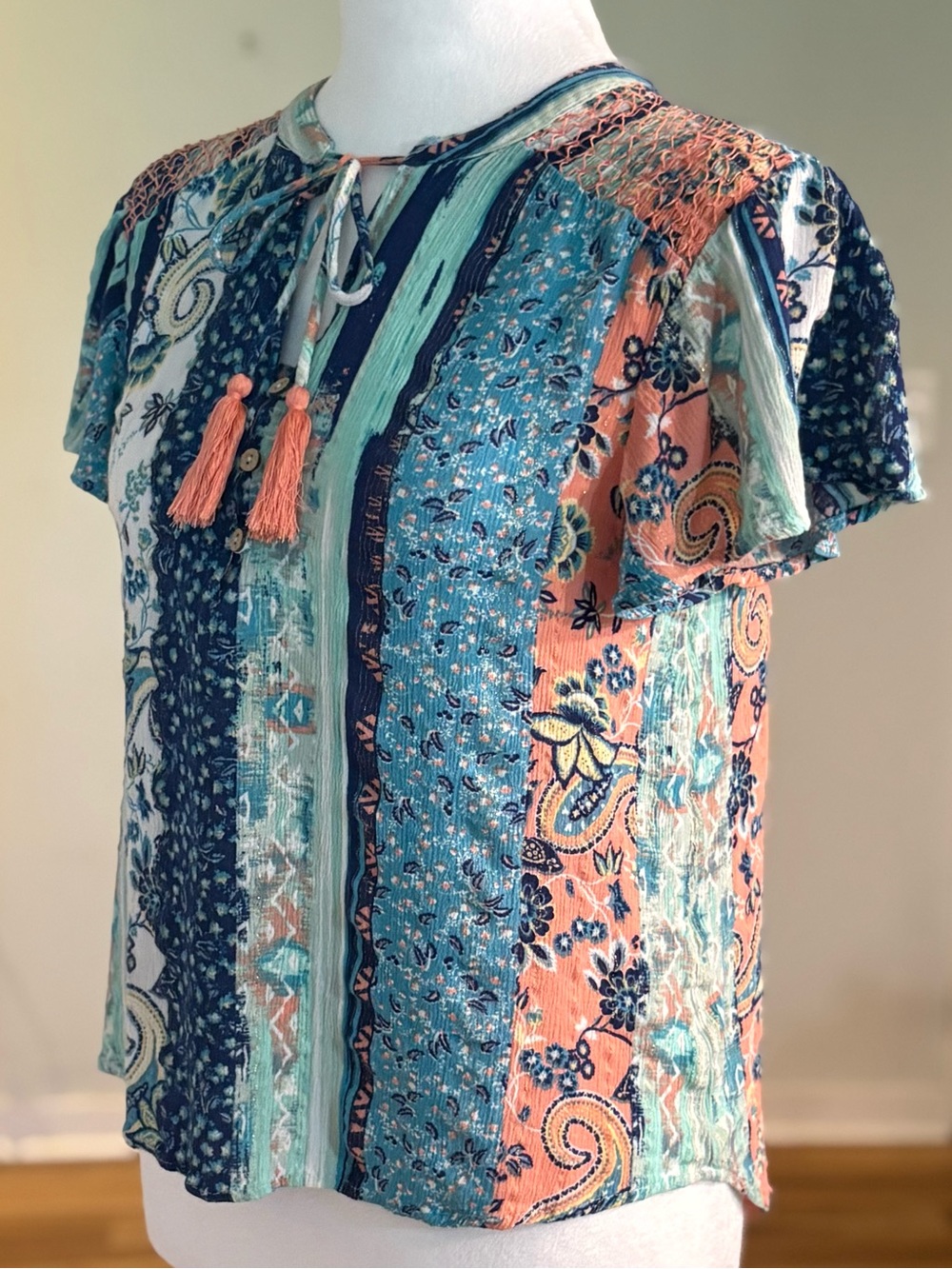 Farmers Market Boho Patchwork Flutter Sleeve Tassel Tie Petite Top, Peach & Blue